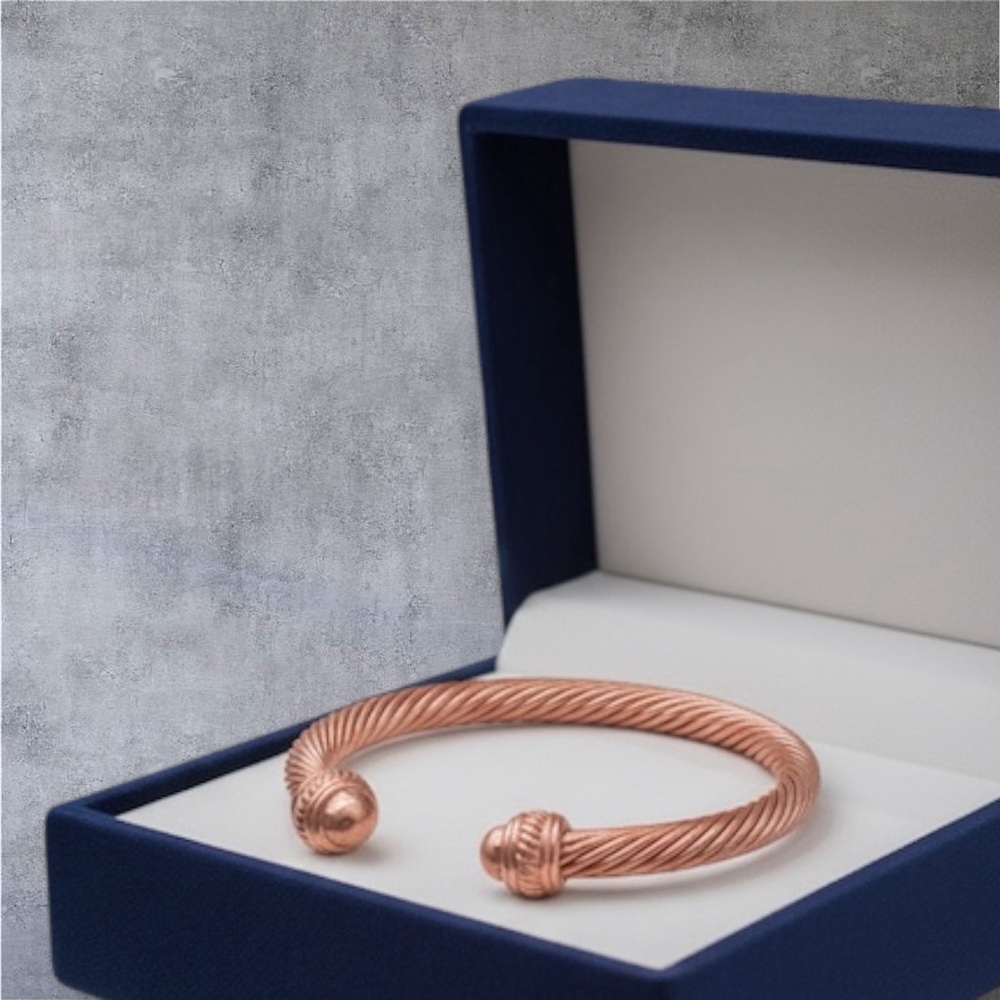 Elegant Rose Gold Cuff Unisex Bracelet